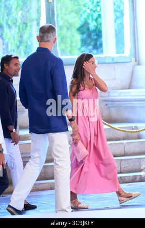 Palma. Espagne. 20250806, le roi Felipe VI d'Espagne, la reine Letizia d'Espagne assiste à l'exposition « paysage-Miro » de Joan Miro à la Lonja le 6 août 2025 à Palma, Espagne crédit : MPG/Alamy Live News Banque D'Images