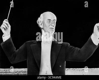 12 octobre 2022, États-Unis : chef d'orchestre Wilhelm Furtwangler, Orchestre philharmonique de Vienne, ''Don Giovanni'', Harmony films, 1954 (crédit image : © JT Vintage/Glasshouse via ZUMA Press Wire) Banque D'Images