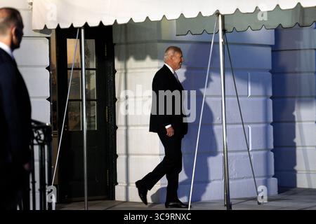 20 janvier 2023, Washington, District of Columbia, États-Unis : le président des États-Unis Joe Biden sort de la Maison Blanche le 20 janvier 2023 à Washington, DC avant son départ pour Rehoboth Beach, Delaware (crédit image : © Yuri Gripas - Pool via CNP/CNP via ZUMA Press Wire) Banque D'Images