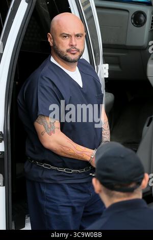 26 septembre 2019, San Antonio, TX, États-Unis : Albert DeLeon, 45 ans, arrive au palais de justice fédéral le jeudi 26 septembre 2019. DeLeon, un membre des Bandidos, a plaidé coupable de représailles contre un informateur après qu'il a menacé de tuer un témoin qui a aidé les fédéraux à condamner les deux principaux dirigeants du club lors d'un procès en 2017. (Crédit image : © Marvin Pfeiffer/San Antonio Express-News via ZUMA Press Wire) Banque D'Images