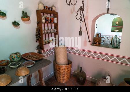 22 novembre 2018, Oaxaca de Juarez, Oaxaca, Mexique : mobilier d'époque au Musée Casa Juarez à Oaxaca, Mexique, où Benito Juarez a vécu pendant 10 ans quand il était un garçon. (Crédit image : © Jon G. Fuller / Vwpics/VW pics via ZUMA Press Wire) Banque D'Images