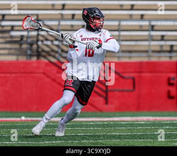 04 février 2023 : Justin Kim (16 ans), milieu de terrain des Rutgers, lors d'un match d'ouverture de la saison de crosse masculine de la NCAA entre les Marist Red Foxes et les Rutgers Scarlet Knights au stade SHI de Piscataway, New Jersey. Mike Langish/Cal Sport Media. (Crédit image : © Mike Langish/CSM via ZUMA Press Wire) Banque D'Images