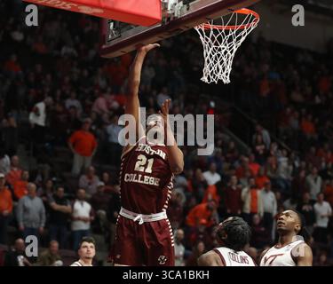 8 février 2023 : Devin McGlockton (21 ans), attaquant des Eagles de Boston College, lors du match de basket-ball de la NCAA entre les Eagles de Boston College et les Hokies de Virginia Tech au Cassell Coliseum de Blacksburg, en Virginie. Greg Atkins/CSM (crédit image : © Greg Atkins/CSM via ZUMA Press Wire) Banque D'Images