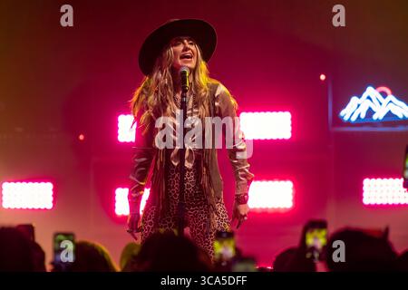 30 mars 2023, Milwaukee, Wisconsin, États-Unis : LAINEY WILSON au Rave de Milwaukee, Wisconsin (crédit image : © Daniel DeSlover/ZUMA Press Wire) Banque D'Images