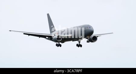 Everett, WA, États-Unis - 18 juillet 2025 ; Boeing KC-46A avion militaire pour la Force d'autodéfense aérienne japonaise Banque D'Images