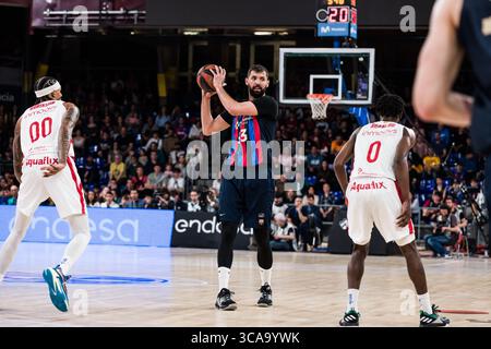 12 mars 2023, Badalona, Barcelone, Espagne : Nikola Mirotic du FC Barcelone en action lors du match ACB Liga Endesa entre le FC Barcelone et Baxi Manresa au Palau Blaugrana le 12 mars 2023 à Badalona, Espagne. (Crédit image : © Javier Borrego/AFP7 via ZUMA Press Wire) Banque D'Images