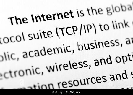 Explication ou description Internet dans un dictionnaire ou un article Banque D'Images