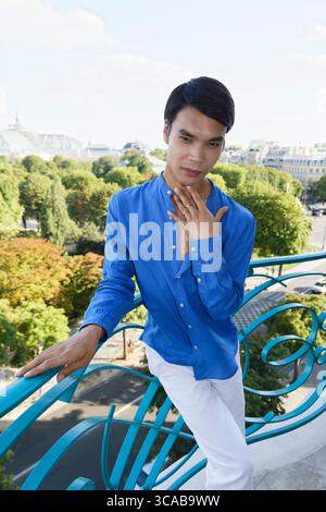 Paris, France. 10 juillet 2025. Jeremy Bellet, mannequin et acteur, assiste au cocktail du créateur de mode Nabil Hayari le 10 juillet 2025. Banque D'Images