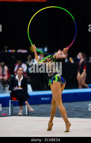 19 mai 2023, Gold Coast, Queensland, Australie : Alexandra Kiroi-Bogatyreva, gymnaste rythmique senior australienne, est vue pendant la routine du cerceau aux Championnats d'Australie de gymnastique 2023. Jour 1 du championnat d'Australie de gymnastique 2023, Gold Coast, Australie. .Senior International Rhythmic Gymnastics session de la compétition. (Crédit image : © Alexander Bogatyrev/SOPA images via ZUMA Press Wire) Banque D'Images