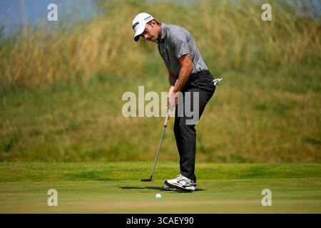 25 juin 2023, Pleneuf, France : IVAN CANTERO GUTIERREZ lance sur le 11ème trou lors de la 4ème manche du Golf Blue Green de Pleneuf Val Andre le 25 juin 2023 à Pleneuf, France. (Crédit image : © Glenn Gervot/ZUMA Press Wire) Banque D'Images