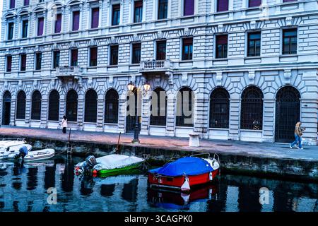 Néoclassique Palazzo Genel à Trieste, Italie. Banque D'Images