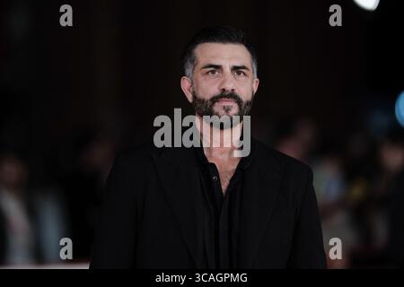 29 octobre 2023, Rome, Italie : Simone Montedoro assiste au tapis rouge pour â 10 œSuburra Eternaâ€ lors du 18ème Festival du film de Rome à l'Auditorium Parco Della Musica à Rome. (Crédit image : © Davide Di Lalla/SOPA images via ZUMA Press Wire) Banque D'Images