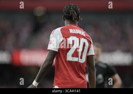 Noni Madueke d'Arsenal lors du match amical de pré-saison Arsenal vs Villarreal à Emirates Stadium, Londres, Royaume-Uni, 6 août 2025 (photo par Harvey Murphy/Actualités images) Banque D'Images