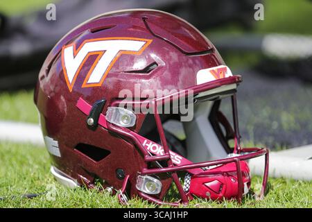 15 avril 2023 : casque Virginia Tech Hokies lors du Virginia Tech Football Spring Game au Lane Stadium de Blacksburg, en Virginie. Greg Atkins/CSM (image de crédit : Banque D'Images