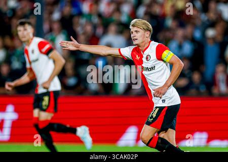 SEM Steijn de Feyenoord fait des gestes lors de la Ligue des Champions de l'UEFA, 3ème tour de qualification, match de 2ème manche entre Feyenoord et Fenerbahce au Stadion Fei Banque D'Images