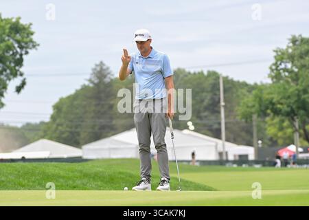 22 juin 2023 : Keegan Bradley étudie son putt sur le neuvième green lors de la première manche du Travelers Championship à Cromwell CT. Crédit obligatoire Eric Canha/Cal Sport Media (crédit image : © Eric Canha/CSM via ZUMA Press Wire) Banque D'Images