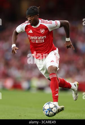Londres, Royaume-Uni. 6 août 2025. Noni Madueke d'Arsenal lors du match amical de pré-saison Arsenal vs Villarreal à l'Emirates Stadium de Londres. Le crédit photo devrait se lire comme suit : David Klein/Sportimage crédit : Sportimage Ltd/Alamy Live News Banque D'Images