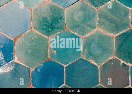Carreaux de céramique hexagonaux dans les tons turquoise, Boukhara, Ouzbékistan Banque D'Images