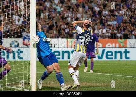 17 août 2023, Maribor, Slovénie : Miha Zajc de Fenerbahce réagit lors du match de deuxième manche du 3e tour de qualification de l'UEFA Europa Conference League entre Maribor et Fenerbahce au stade Ljudski VRT. Score final ; Maribor 0 :3 Fenerbahce. (Crédit image : © Milos Vujinovic/SOPA images via ZUMA Press Wire) Banque D'Images