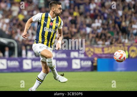17 août 2023, Maribor, Slovénie : Dusan Tadic de Fenerbahce vu en action lors du match de deuxième manche du 3e tour de qualification de l'UEFA Europa Conference League entre Maribor et Fenerbahce au stade Ljudski VRT. Score final ; Maribor 0 :3 Fenerbahce. (Crédit image : © Milos Vujinovic/SOPA images via ZUMA Press Wire) Banque D'Images