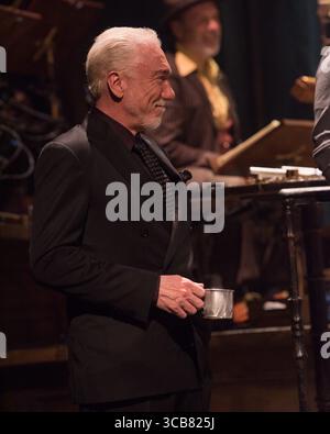NY. 07 août 2025. Patrick page Inside pour HADESTOWN 2000th Curtain Call, Walter Kerr Theatre, New York, NY, août 07, 2025. crédit : Simon Lindenblatt/Everett Collection/Alamy Live News Banque D'Images