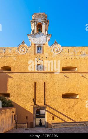 France, haute-Corse, Bastia, quartier de la Citadelle ou quartier de la Terra Nova, clocher de l'ancien palais des gouverneurs génois qui abrite le musée de Bastia Banque D'Images