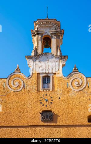 France, haute-Corse, Bastia, quartier de la Citadelle ou quartier de la Terra Nova, clocher de l'ancien palais des gouverneurs génois qui abrite le musée de Bastia Banque D'Images