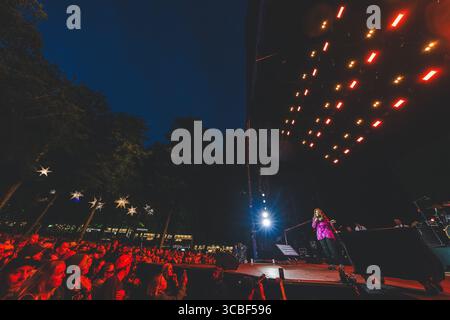 Skanderborg, Danemark. 07 août 2025. La chanteuse américaine Gloria Gaynor donne un concert live lors du festival de musique danois SmukFest 2025 à Skanderborg. Crédit : Gonzales photo/Alamy Live News Banque D'Images