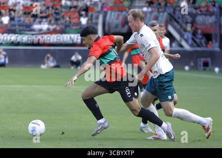 Nimègue, pays-Bas. 09 août 2025. NIJMEGEN, 09-08-2025, Stadium de Goffert, saison 2025/2026, Néerlandais Eredivisie football . Match entre NEC Nijmegen et Excelsior Rotterdam, Picture Shows Credit : Pro Shots/Alamy Live News Banque D'Images
