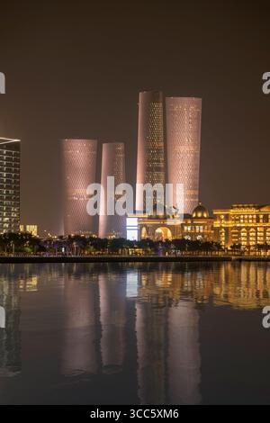 Lusail City, Qatar - 07 août 2025 - photo de Lusail Plaza, Lusail Boulevard. Place Vendome Mall Lusail Qatar Banque D'Images