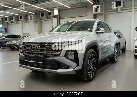 Almaty, Kazakhstan - 28 juillet 2025 : Nouvelle Hyundai Tucson dans le parking. Constructeur automobile coréen Banque D'Images