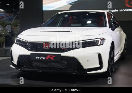 Barcelone, Espagne - 19 mai 2025 : Honda Civic type-R exposée au salon automobile Barcelona 2025 à Barcelone, Espagne. Banque D'Images
