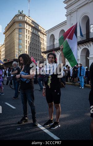 11 novembre 2023, Buenos Aires, Buenos Aires, Argentine : des centaines de drapeaux palestiniens sont vus sur la Plaza de Mayo. (Crédit image : © Daniella Fernandez Realin/ZUMA Press Wire) Banque D'Images