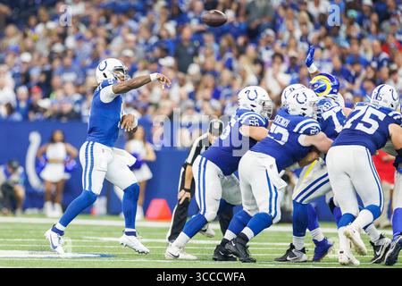 01 octobre 2023 : Anthony Richardson (5), quarterback des Colts d'Indianapolis, passe le match de la NFL contre les Rams de Los Angeles à Indianapolis, Indiana. Los Angeles a battu Indianapolis 29-23 en prolongation. John Mersits/CSM (crédit image : © John Mersits/CSM via ZUMA Press Wire) Banque D'Images