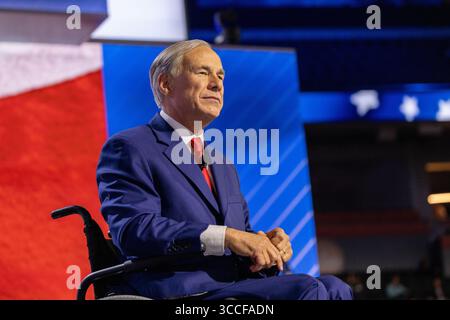 Milwaukee, Wisconsin - 17 juillet 2024 : le gouverneur du Texas Greg Abbott à la Convention nationale républicaine. Banque D'Images