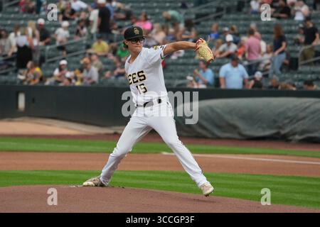 19 août 2023 : le lanceur de Salt Lake J.D. Hammer (15 ans) lance un terrain pendant le match avec les Oklahoma City Dodgers et Salt Lake Bees tenu à Smiths Field à Salt Lake Utah. David Seelig/Cal Sport Medi (crédit image : © David Seelig / Cal Sport Media/CSM via ZUMA Press Wire) Banque D'Images