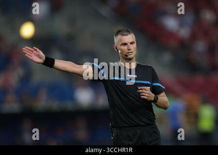 18 août 2023, Cracovie, Pologne : L'arbitre Marcin Szczerbowicz de Pologne vu lors du match de football Fortuna 1 Polish League 2023/2024 entre Wisla Cracovie et Odra Opole au stade municipal de Cracovie. .Score final ; Wisla Krakow 1 :3 Odra Opole. (Crédit image : © Grzegorz Wajda/SOPA images via ZUMA Press Wire) Banque D'Images