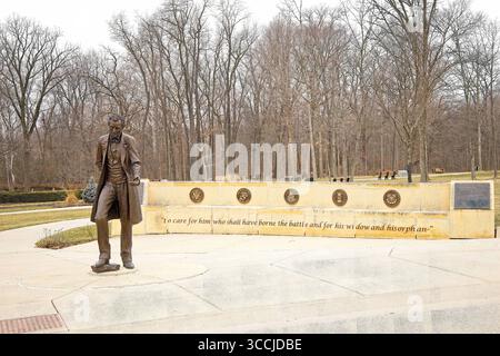 8 janvier 2023, Elwood, Illinois, États-Unis : vue du cimetière national Abraham Lincoln près d'Elwood Illinois. Le cimetière national Abraham Lincoln occupe la partie nord-ouest de l'ancienne usine de munitions de l'armée de Joliet, et est à environ 50 miles au sud-ouest de Chicago. Le cimetière porte le nom du 16e président des États-Unis et fondateur des cimetières nationaux des États-Unis. (Crédit image : © Alan look/ZUMA Press Wire) Banque D'Images
