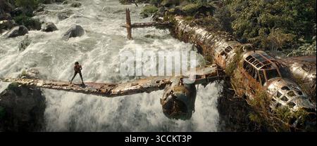 DATE DE SORTIE : 16 mars 2018 TITRE : Tomb Raider STUDIO : MGM RÉALISATEUR : Roar Uthaug INTRIGUE : Lara Croft, la fille farouchement indépendante d'un aventurier disparu, doit se pousser au-delà de ses limites quand elle se retrouve sur l'île où son père a disparu. EN VEDETTE : ALICIA VIKANDER dans le rôle de Lara Croft, Dominic West, Walton Goggins. (Crédit image : © MGM/Entertainment Pictures/ZUMAPRESS.com) Banque D'Images