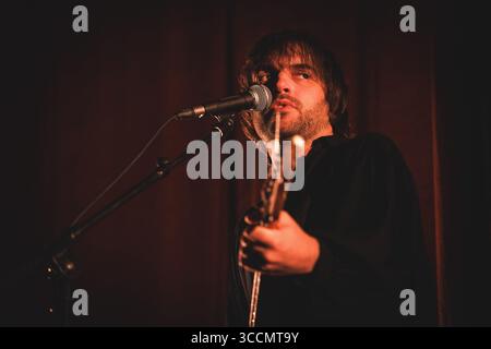 10 novembre 2023, Copenhague, Copenhague, Danemark : Copenhague, Danemark. 10 novembre 2023. La chanteuse et musicienne anglaise LA Priest donne un concert au KB Hallen à Frederiksberg, Copenhague. (Crédit image : © Peter Troest/Gonzales photo via ZUMA Press) Banque D'Images