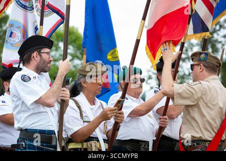 8 juillet 2023, Mount Vernon, Washington, États-Unis : des membres de la Color Guard dirigent la cérémonie d'ouverture des Skagit Valley Highland Games à Mount Vernon, Washington, le samedi 8 juillet 2023. (Crédit image : © Paul Christian Gordon/ZUMA Press Wire) Banque D'Images