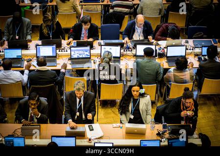 13 décembre 2018 - Katowice, Pologne - salle de travail des différentes délégations à la COP24 à Katowice. (Crédit image : © Sadak Souici/ZUMA Press Wire) Banque D'Images