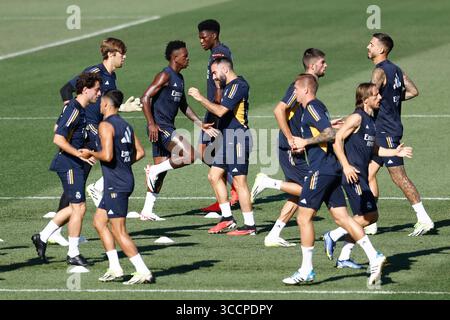 18 août 2023, VALDEBEBAS, MADRID, ESPAGNE : les joueurs du Real Madrid pendant la journée d'entraînement du Real Madrid célébrée à Ciudad Deportiva Real Madrid le 18 août 2023, à Valdebebas, Madrid, Espagne. (Crédit image : © Oscar J. Barroso/AFP7 via ZUMA Press Wire) Banque D'Images