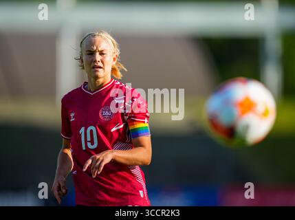 05 juillet 2023 : Pernille Harder (Danemark) regarde lors d'un match amical féminin de l'UEFA, Danemark vs Espagne, au stade Gladsaxe, Copenhague, Danemark. Kim Price/CSM (crédit image : © Kim Price/CSM via ZUMA Press Wire) Banque D'Images