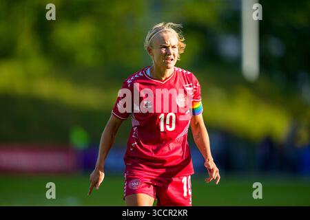 05 juillet 2023 : Pernille Harder (Danemark) regarde lors d'un match amical féminin de l'UEFA, Danemark vs Espagne, au stade Gladsaxe, Copenhague, Danemark. Kim Price/CSM (crédit image : © Kim Price/CSM via ZUMA Press Wire) Banque D'Images
