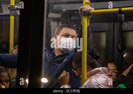 7 juillet 2023, Sao Paulo, Sao Paulo, Brésil : sao paulo, 20 juillet 2023 une panne électrique a paralysé les opérations sur la ligne 4-jaune du métro dans le tronçon entre les stations Fradique Coutinho et HigienÃ³polis ce jeudi après-midi (20), à soo paulo, Brésil (crédit image : © Wagner Vilas/ZUMA Press Wire) Banque D'Images