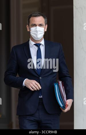 28 avril 2021, Paris, Ile-de-France (région, France : le ministre de la solidarité et de la santé, Olivier Veran, à la sortie du Conseil des ministres, à l'Elysée le 28 avril 2021. (Crédit image : © Sadak Souici/ZUMA Press Wire) Banque D'Images
