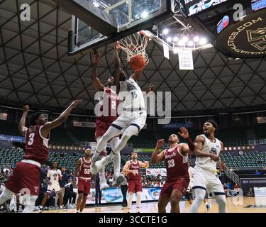 22 décembre 2023 : le garde du Old Dominion R.J. Blakney (15 ans) dunque le ballon lors du match de basket-ball Diamond Head Classic de Hawaiian Airlines entre les Temple Owls et les Old Dominion Monarchs au Sofi Arena du Stan Sheriff Center à Honolulu, Hawaï. Glenn Yoza/CSM (crédit image : © Glenn Yoza/CSM via ZUMA Press Wire) Banque D'Images