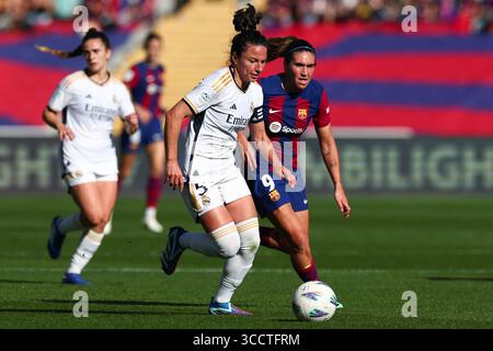 19 novembre 2023, Barcelone, Espagne : BARCELONE, ESPAGNE - 19 NOVEMBRE : .Ivana Andres du Real Madrid lors du match de Liga F entre le FC Barcelone et le Real Madrid aux Estadi Olimpic Lluis Companys le 19 novembre 2023 à Barcelone, Espagne (crédit image : © David Ramirez/DAX via ZUMA Press Wire) Banque D'Images