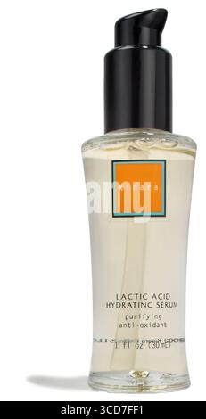 sérum sur fond blanc Banque D'Images